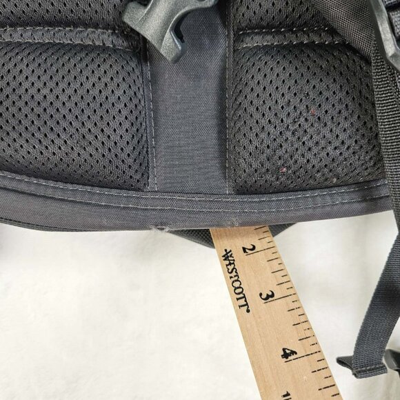The North Face Borealis Backpack Red and Black - Picture 6 of 15